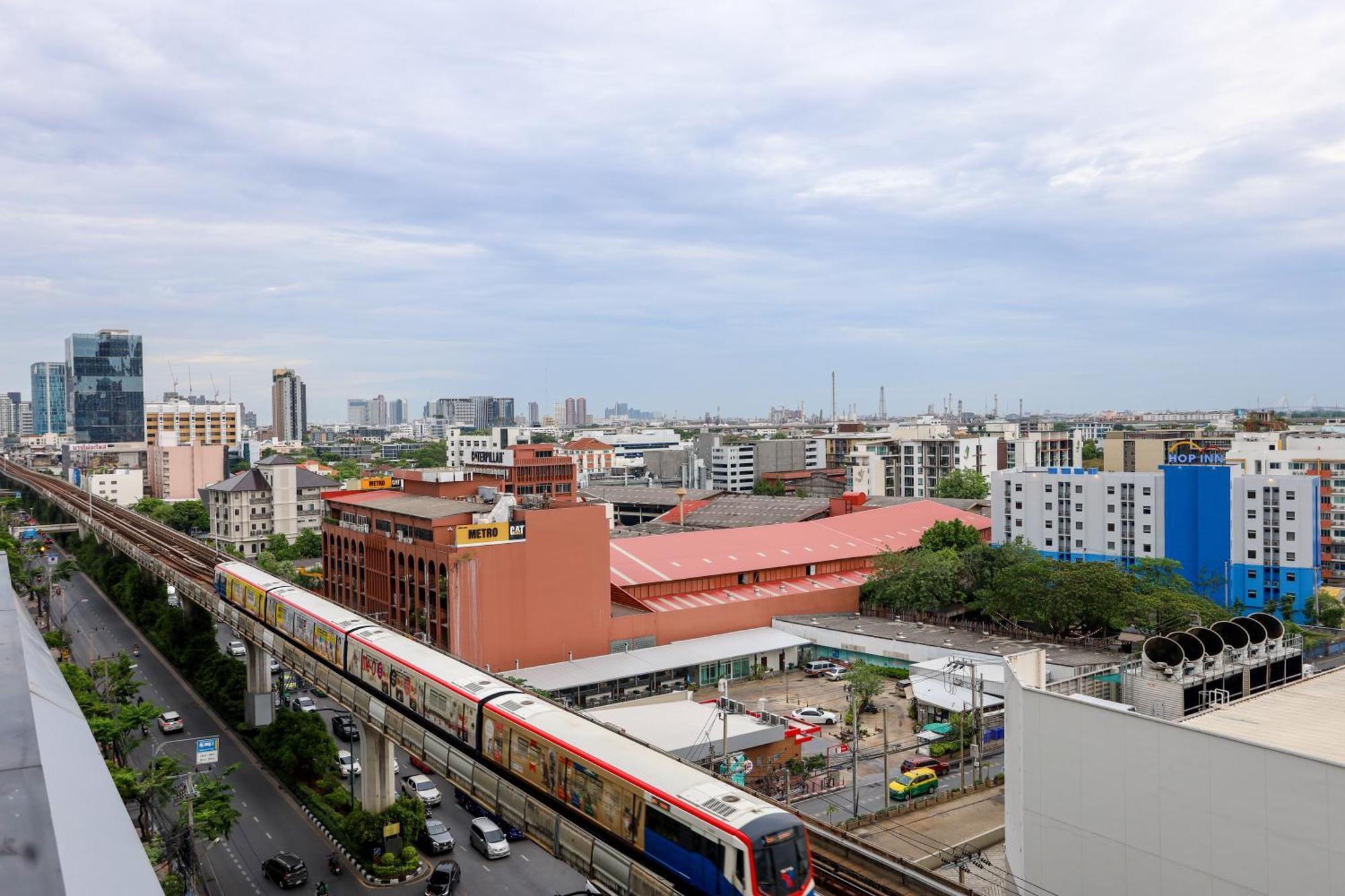 Avani Sukhumvit Bangkok Hotel Exterior foto